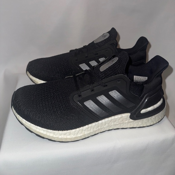 Adidas Ultraboost 20 x Parley Black Running Shoes Men’s Size 11 FV8453 - Picture 1 of 11